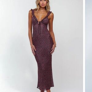 GOLDIE DRESS IN BESOS